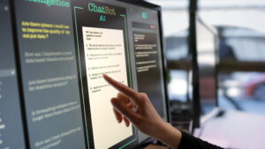 een vrouw stelt vooraf getypte vragen aan een AI-chatbot & de website van de kunstmatige intelligentie antwoordt.
